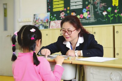 沪小学面试培训班12次课要价5千元 专家:能力