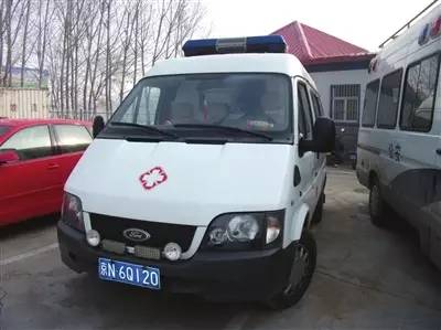 假救护车