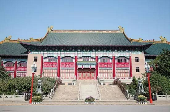 旧上海特别市政府大楼(今上海体育学院主楼)长