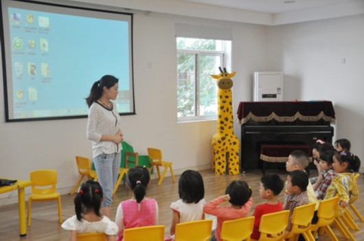 图说:未来3年本市在园儿童总数最高或达70万人,比当前增加20万人。网络图