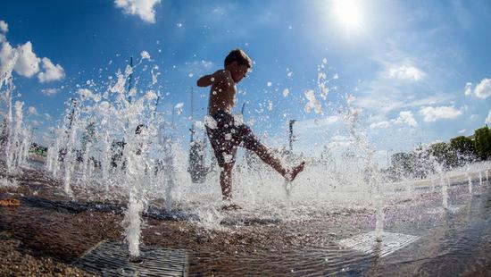 上海连日高温天气 城市管理还有哪些改进余地