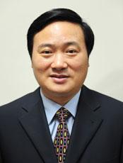 翁祖亮当选浦东新区区长 曾任黄浦区委书记