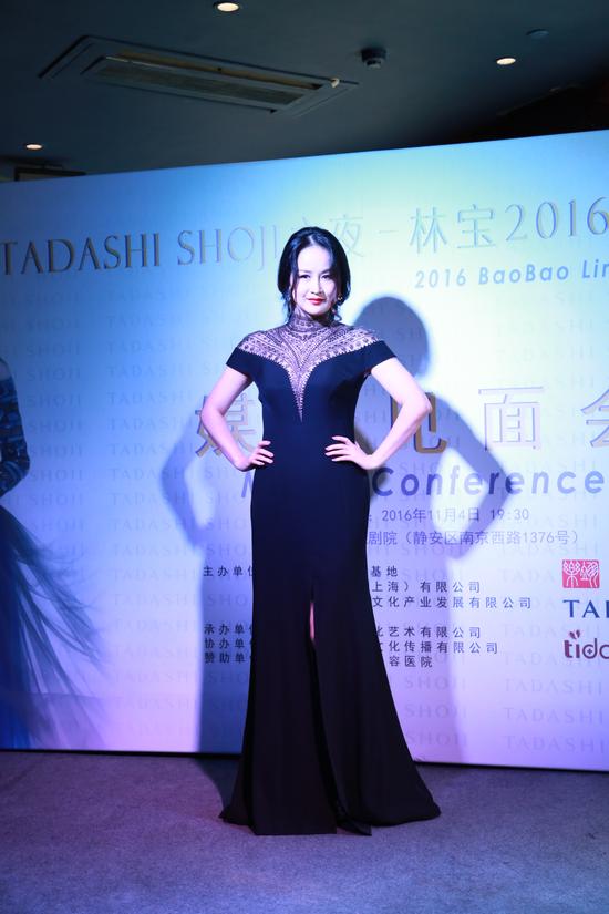 林宝昨日召开记者会 将于11月在上海举办演唱