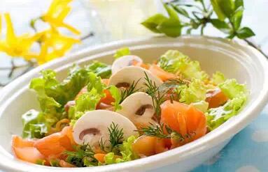 健康又减脂的5种沙拉做法 一起吃出好身材