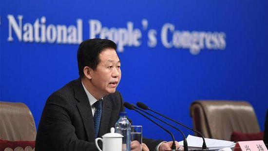 财政部:个税改革方案正在研究 工资等或按年汇