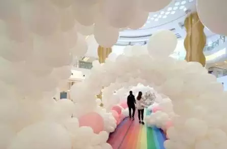 大悦城告白气球展