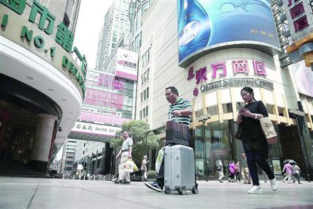 六合路连廊工程设计方案 /晨报记者 殷立勤