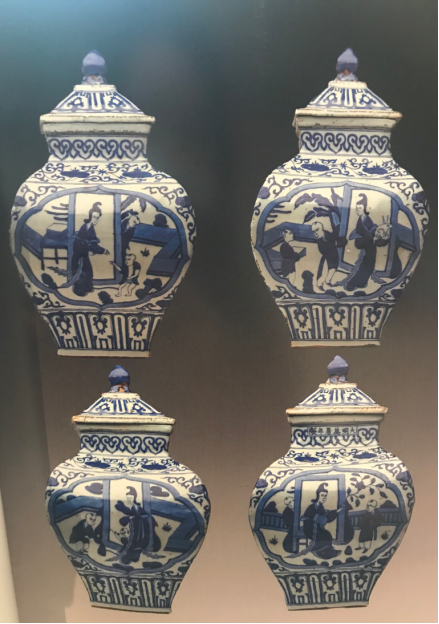 大明万历四妃八子罐 高37.5cm 宽22.5cm