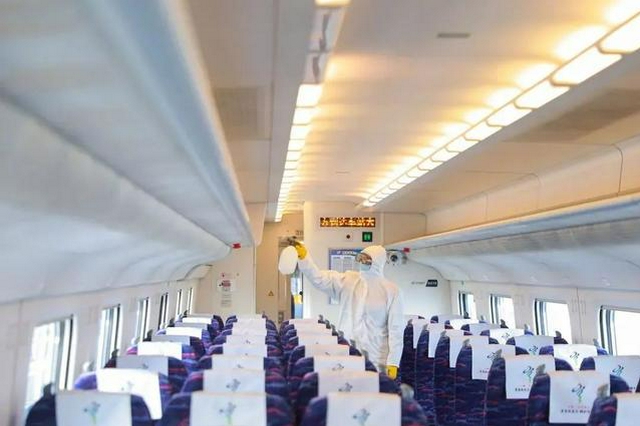 上海铁路局停开减开部分旅客列车 严格落实站车防控