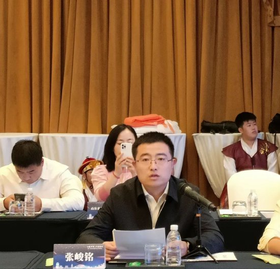 敦化市副市长张峻铭宣布敦化面向上海市的文旅优惠政策