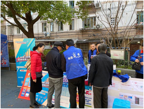 (上海电信进社区进行百兆免费升速宣传活动)