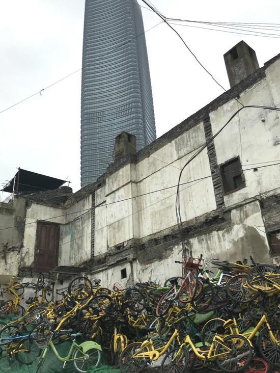收缴后的单车出路在哪?至今未有方案,但基本回不了市中心。