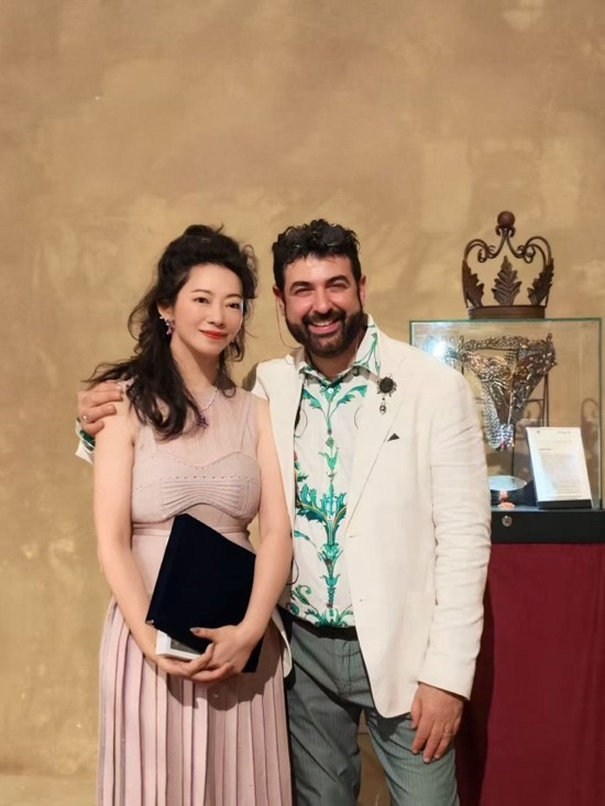 意大利鬼才珠宝设计师Alessio&nbsp;Boschi和艺熠珠宝艺术总监Eileen&nbsp;Cheng