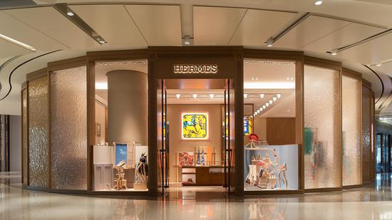 爱马仕上海国际金融中心专卖店焕新开幕