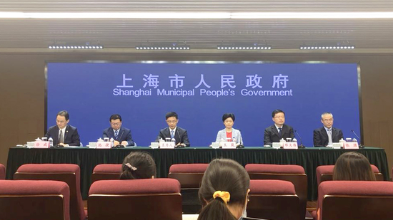 7月29日，上海市人民政府新闻办公室举行新闻发布会，介绍长宁区相关情况。新华网徐昌敏 摄