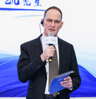 图：罗氏诊断亚太生产基地和研发中心总经理马凯先生
