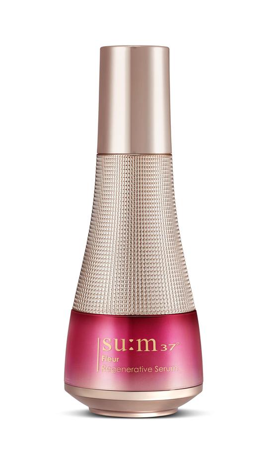 致臻焕采生机精华乳