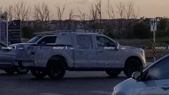 150谍照 搭载最新信息娱乐系统