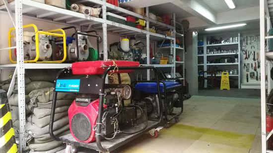 浦东建物业急修特约服务站 市民拨打电话30分