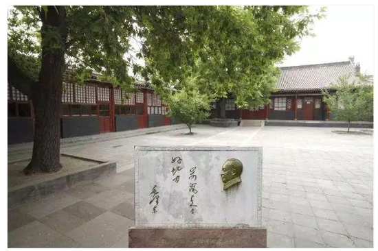 有没有发现有些地方离自己很近
