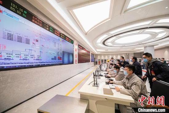 28日,晋能控股集团长治发电2×100万千瓦“上大压小”改扩建工程项目1号机组首次并网一次成功。 晋能控股集团供图
