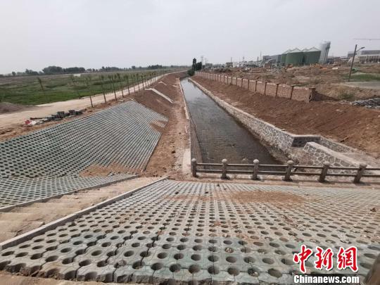 清徐县开展了汾河、潇河、东湖退等17条河渠的治理,黑臭水体和断面水质得到有效改善。太原官方供图