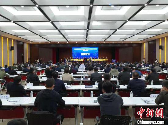 中国智能制造系统解决方案供应商联盟山西分盟在山西太原成立。 李新锁 摄