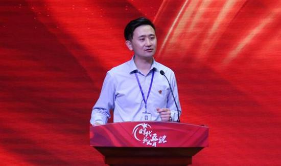 “时代新人说”讲述者徐焕超演讲
