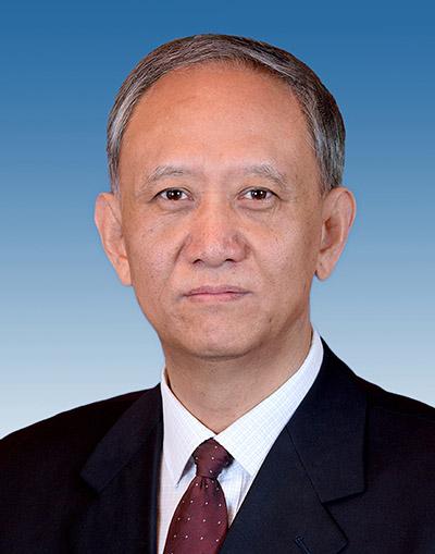 任建华同志简历