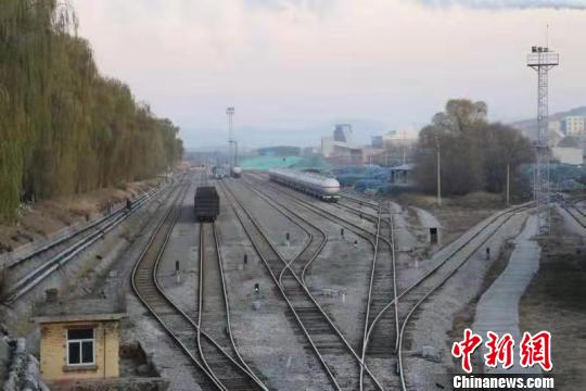 图为项目正在加紧建设。 王鹏 摄
