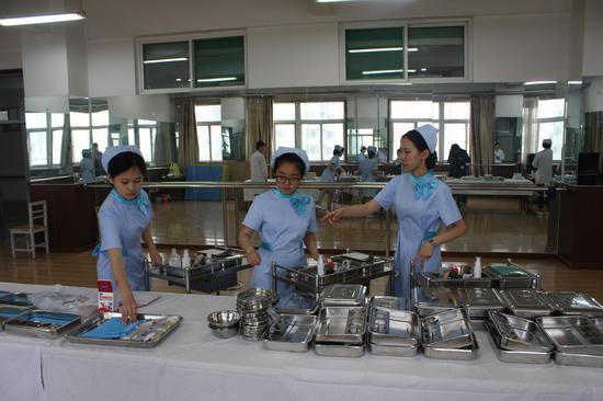 太原市中等职业学校护理技能大赛在太原卫校举