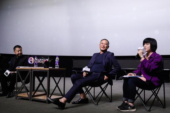 著名导演杜琪峰出席当天活动,与贾樟柯对谈“作者类型片的创作与思考”问题。