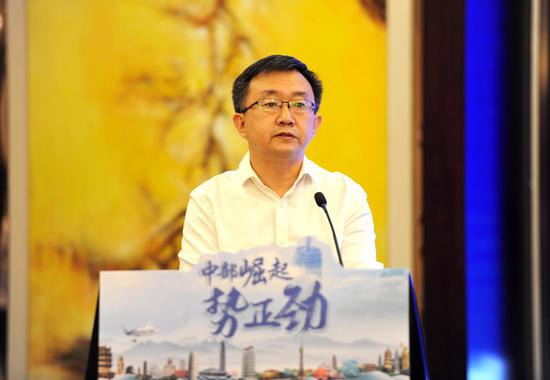 山西省委网信办主任董晓林在启动仪式上讲话。侯津刚摄