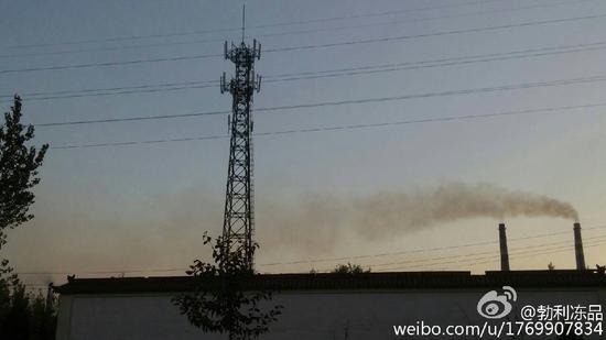 【网友来信】长治长钢焦化厂晚上偷排污 气味