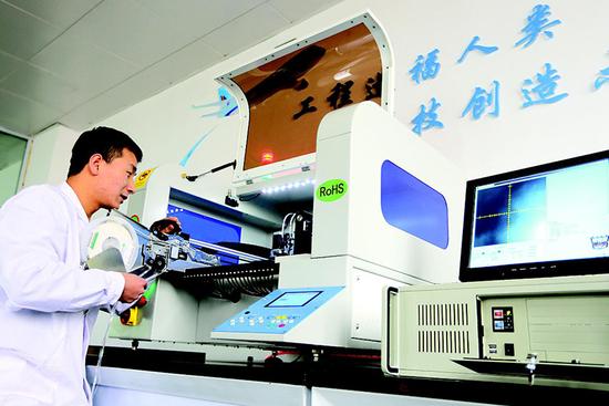孝义市抓紧制定产业转型规划,积极扶持电子信息、电子商务等产业的发展。