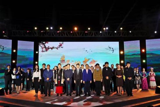 全国导游大赛前30强合影