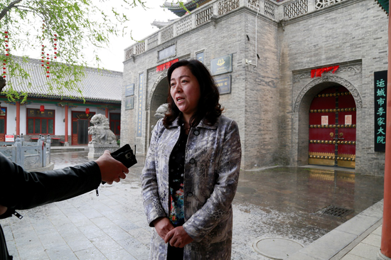 运城市旅游发展委员会副主任吴丽宏接受采访
