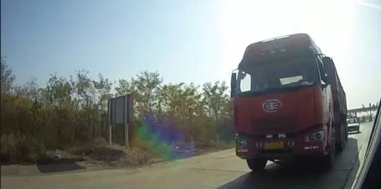 汾阳一司机饮酒后驾驶半挂车被处5000元罚款