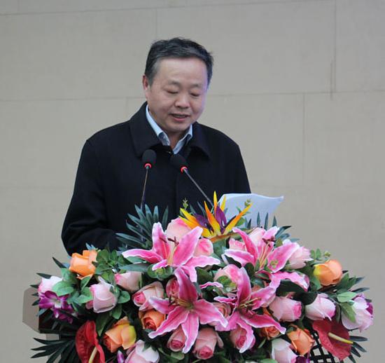 太原美术馆馆长王鼎宣布2018年摄影大赛获奖名单