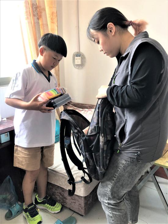 很酷的运动鞋,孩子很喜欢