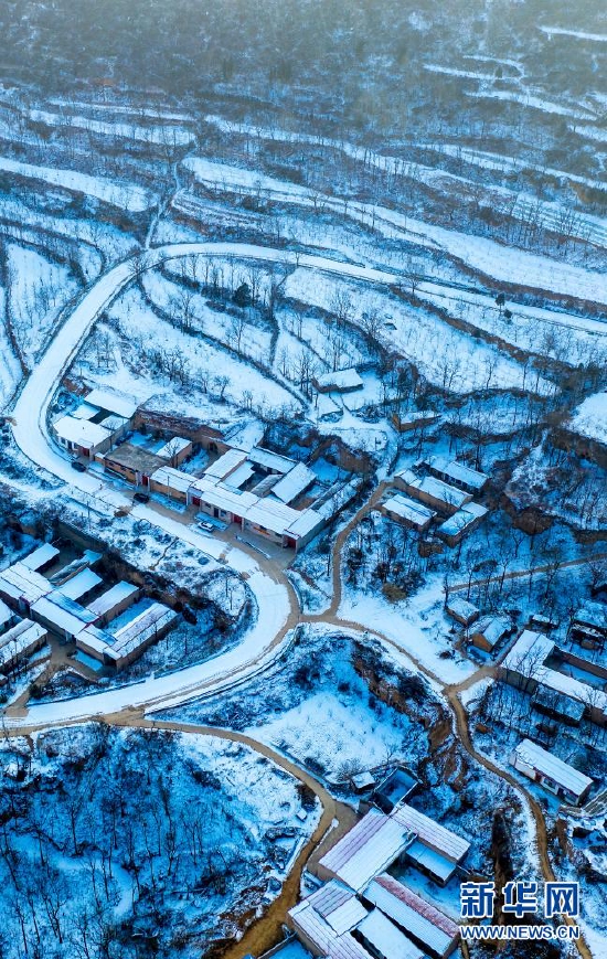 航拍芮城九峰山雪景。新华网 发(肖永杰 摄)