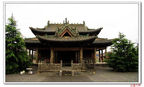 票价:23元(旺季)20元(淡季)