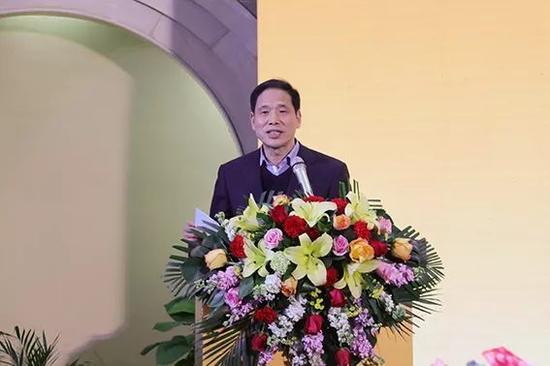 陕西省文联党组书记、驻会副主席吴丰宽致辞