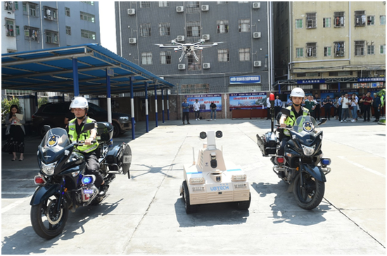 全球首个地空一体5G联防系统由深圳公安部门携手深圳电信打造。读特记者 何龙 摄