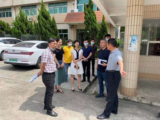攻坚谈判小组正在进行协商工作
