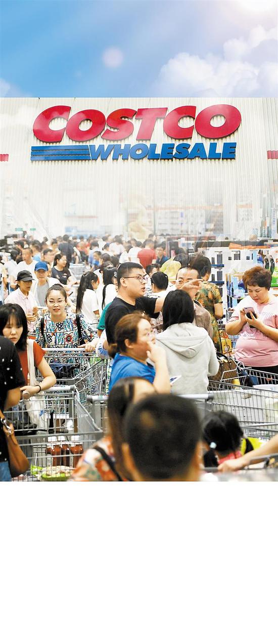 去年8月27日,上海开市客(Costco)开业,人气爆棚。