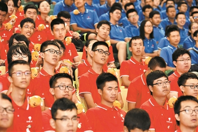▲南方科技大学2017年开学典礼。学校供图