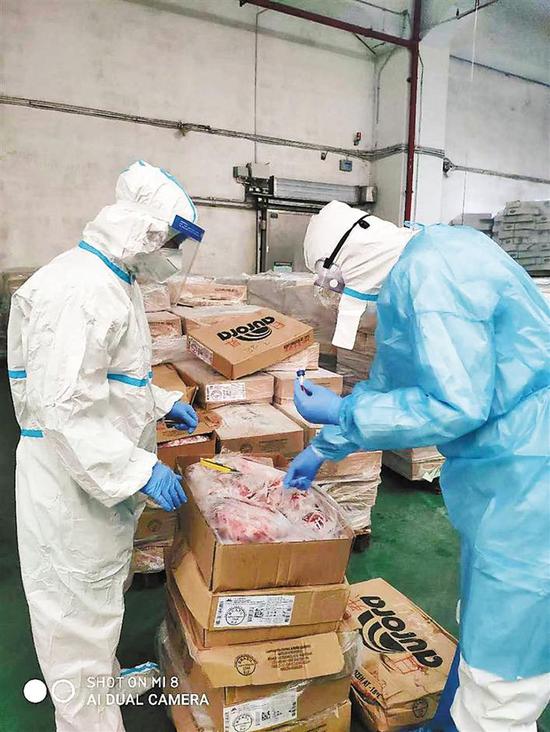深圳对进口冻品每批全检测、每件全消毒、产品流向全追溯。