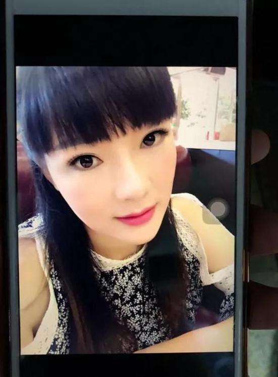 至于真人素颜长啥样?