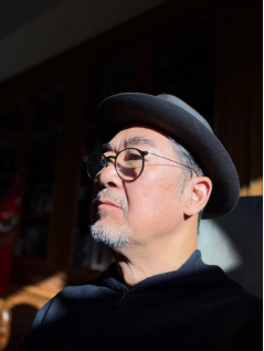 导演/主演：张国立 饰 暮年王洛宾